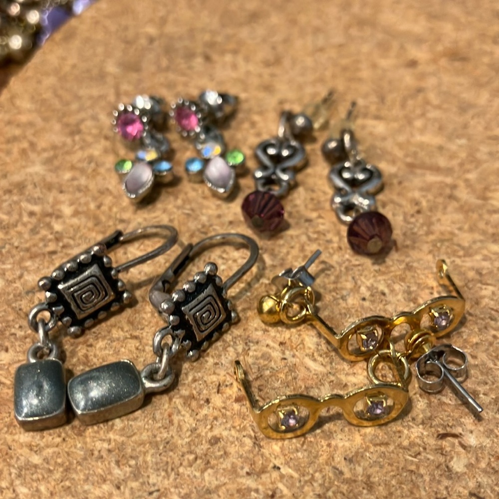 Dangle Earrings Bundle 4 Pairs Dainty silver and gold tones - Picture 3 of 12
